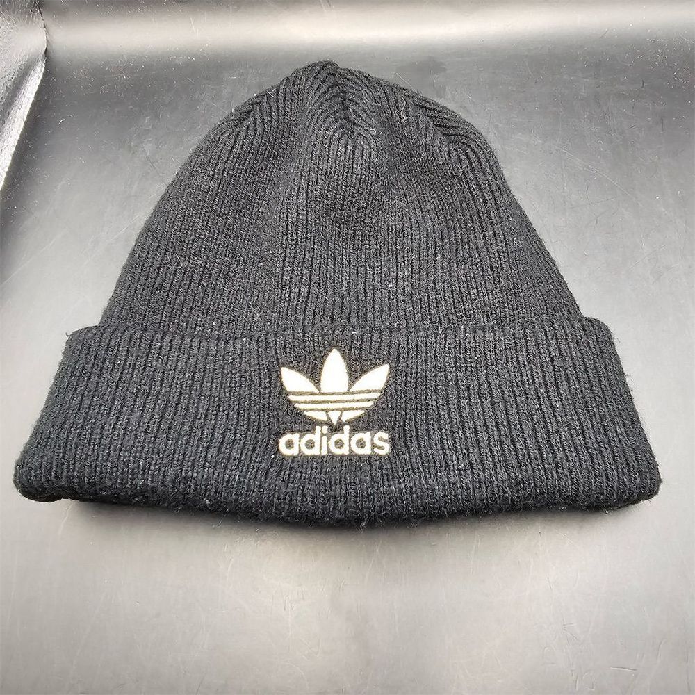Adidas Originals Trefoil Beanie Black Gold Embroidered Logo Unisex One Size